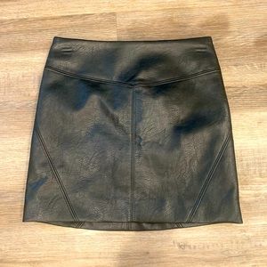 Black Divided faux leather skirt-size 0